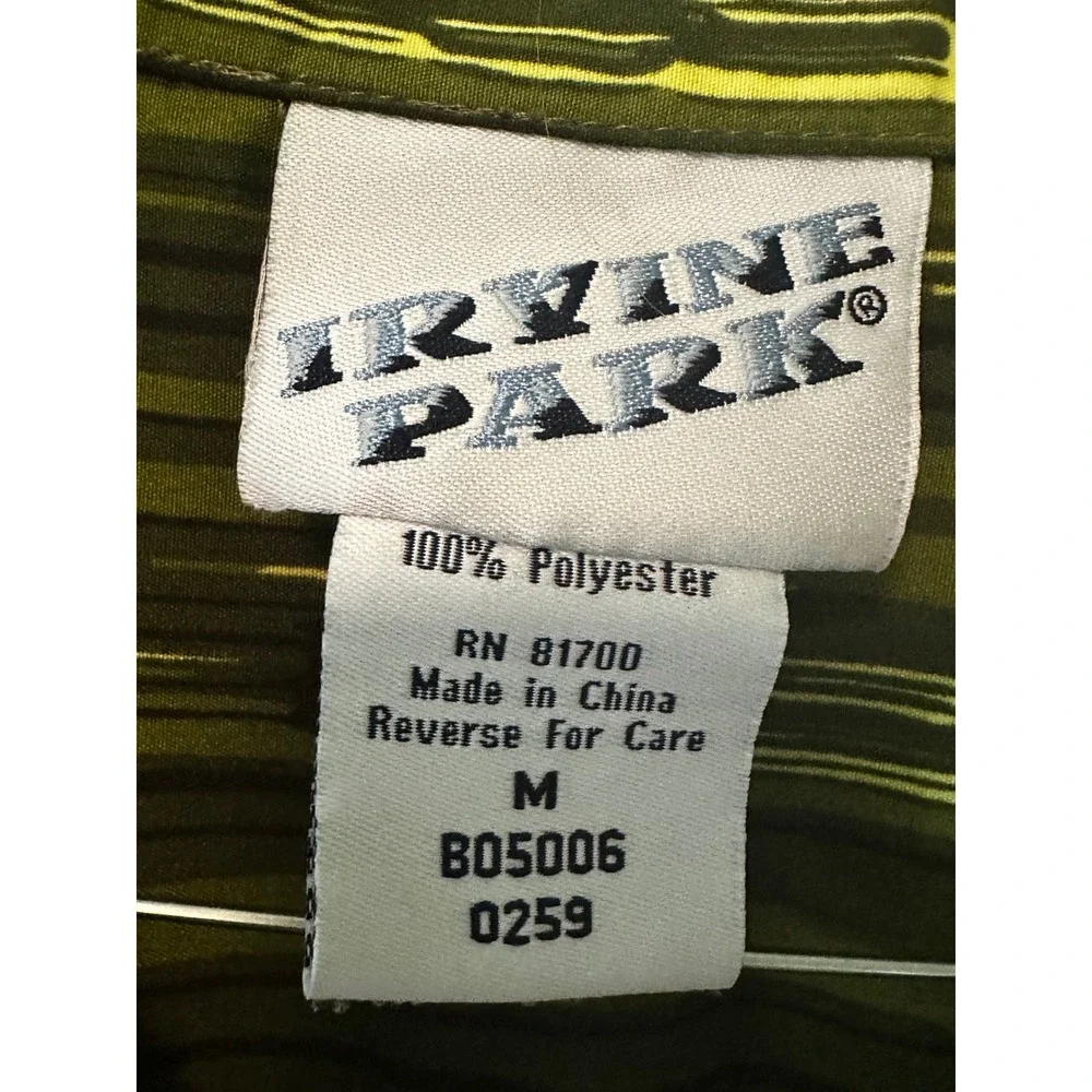 Irvine Park Abstract Camp‎ Shirt - Green Short Sleeve Button Up - M